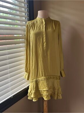 Banana Republic Light Yellow Long Sleeve  3 tier Ruffle-Hem Dress